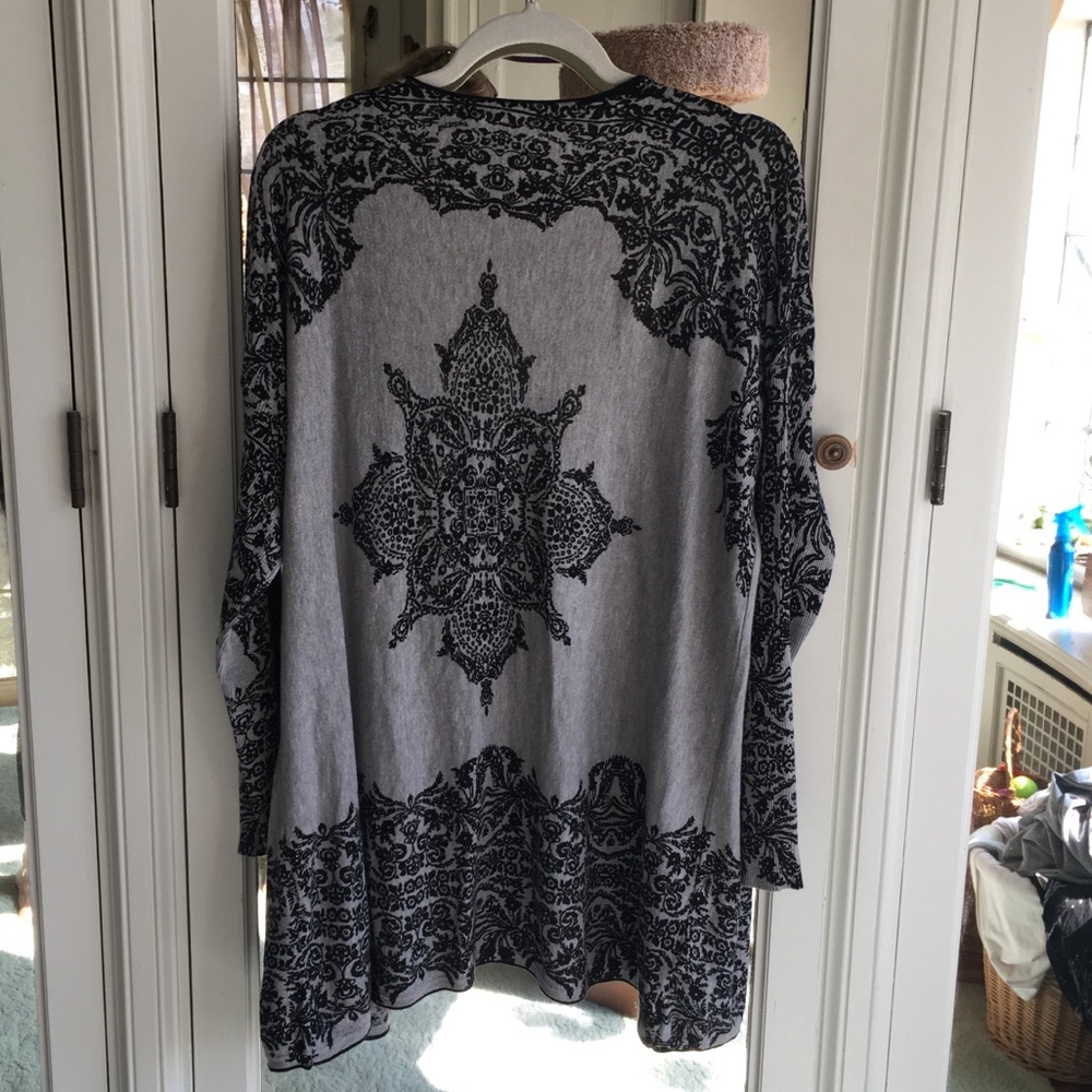 Great cardigan